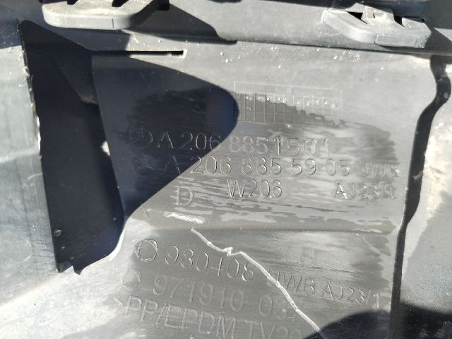 bontott MERCEDES-BENZ C-CLASS Első Lökhárító (Üresen)