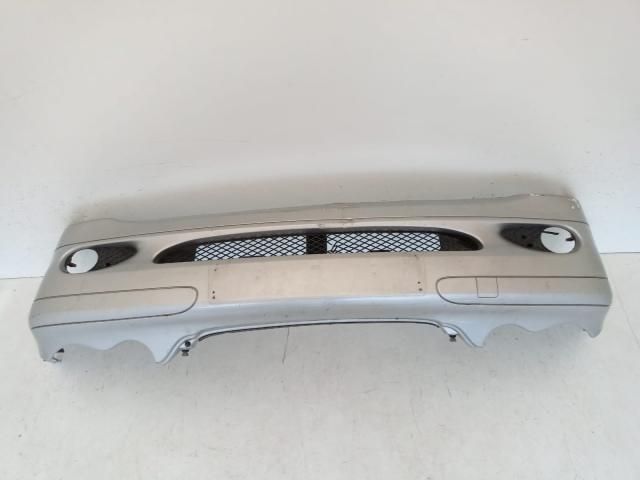 bontott MERCEDES-BENZ C-CLASS Első Lökhárító (Üresen)