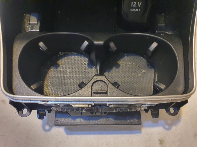 bontott MERCEDES-BENZ C-CLASS Első Tároló Rekesz