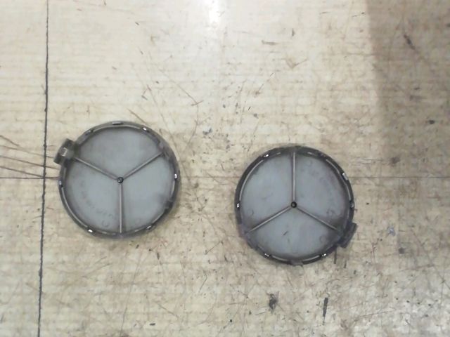 bontott MERCEDES-BENZ C-CLASS Felniközép Pár