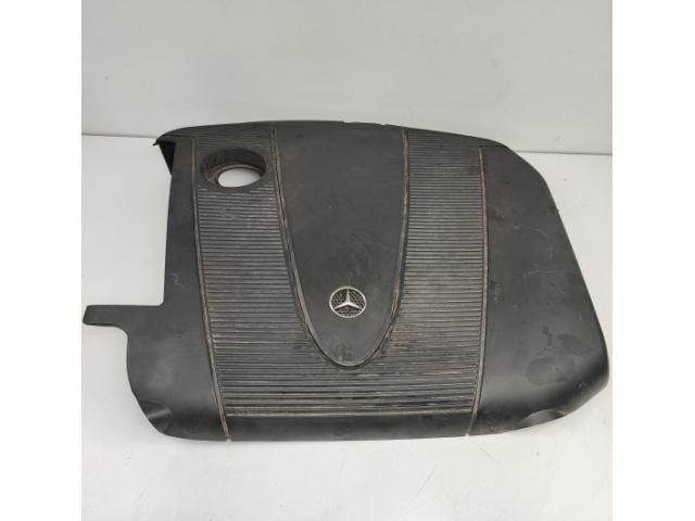 bontott MERCEDES-BENZ C-CLASS Felső Hűtőburkolat