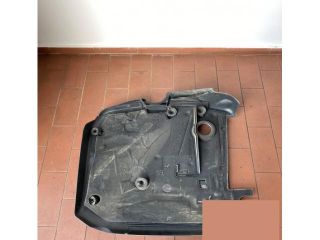 bontott MERCEDES-BENZ C-CLASS Felső Hűtőburkolat