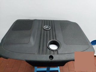 bontott MERCEDES-BENZ C-CLASS Felső Hűtőburkolat