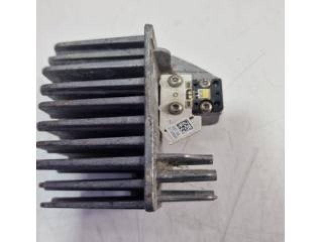 bontott MERCEDES-BENZ C-CLASS Fényszóró Elektronika