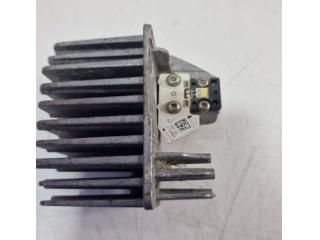 bontott MERCEDES-BENZ C-CLASS Fényszóró Elektronika