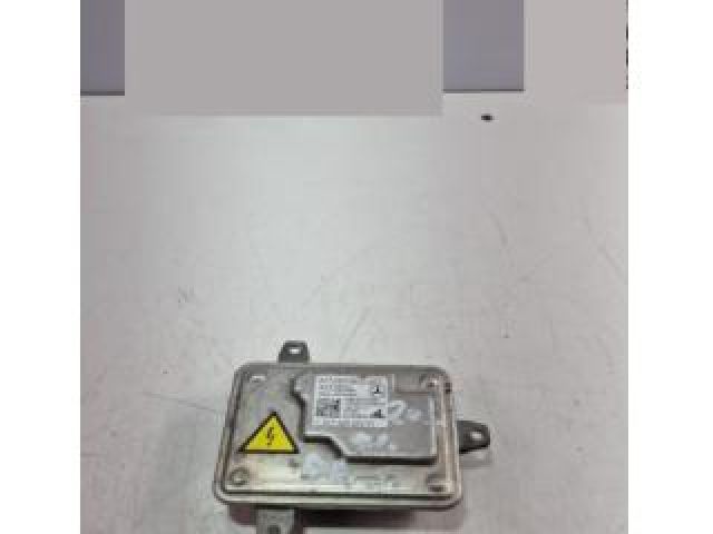 bontott MERCEDES-BENZ C-CLASS Fényszóró Elektronika