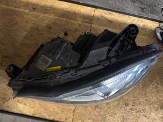 bontott MERCEDES-BENZ C-CLASS Fényszóró Pár