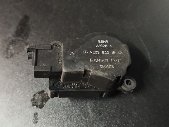 bontott MERCEDES-BENZ C-CLASS Fűtés Állító Motor