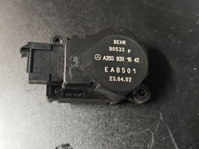 bontott MERCEDES-BENZ C-CLASS Fűtés Állító Motor