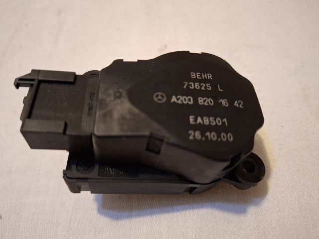 bontott MERCEDES-BENZ C-CLASS Fűtés Állító Motor