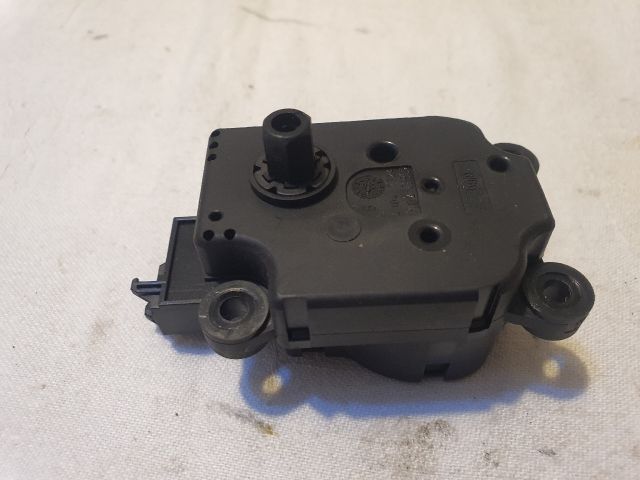 bontott MERCEDES-BENZ C-CLASS Fűtés Állító Motor