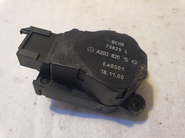 bontott MERCEDES-BENZ C-CLASS Fűtés Állító Motor