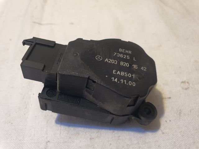 bontott MERCEDES-BENZ C-CLASS Fűtés Állító Motor