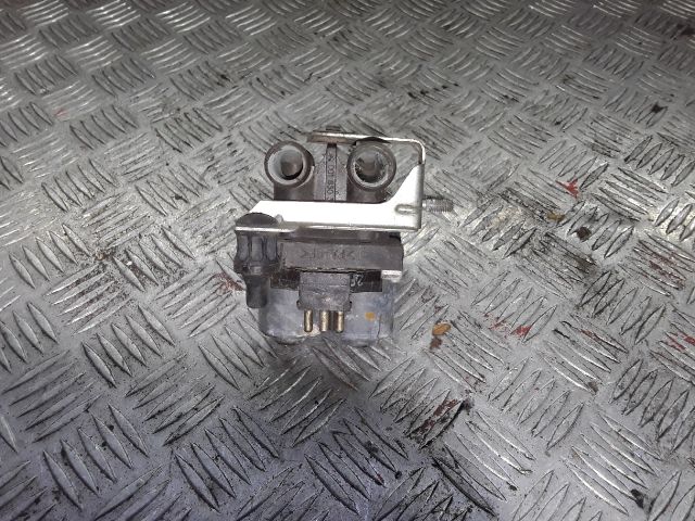 bontott MERCEDES-BENZ C-CLASS Fűtéscsap