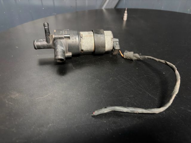 bontott MERCEDES-BENZ C-CLASS Fűtéscsap