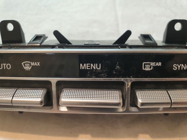 bontott MERCEDES-BENZ C-CLASS Fűtéskapcsoló (digit klímás)