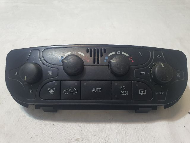 bontott MERCEDES-BENZ C-CLASS Fűtéskapcsoló (digit klímás)