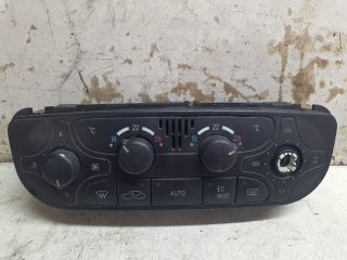 bontott MERCEDES-BENZ C-CLASS Fűtéskapcsoló (digit klímás)