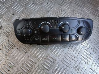 bontott MERCEDES-BENZ C-CLASS Fűtéskapcsoló (digit klímás)