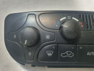 bontott MERCEDES-BENZ C-CLASS Fűtéskapcsoló (digit klímás)