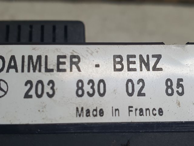 bontott MERCEDES-BENZ C-CLASS Fűtéskapcsoló (digit klímás)