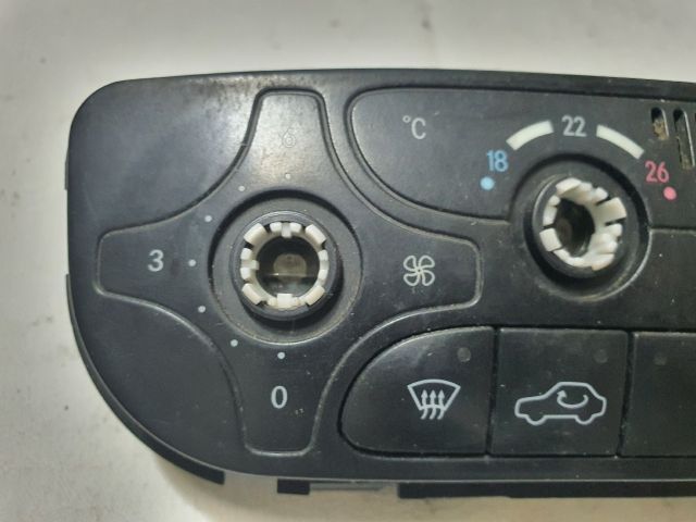 bontott MERCEDES-BENZ C-CLASS Fűtéskapcsoló (digit klímás)