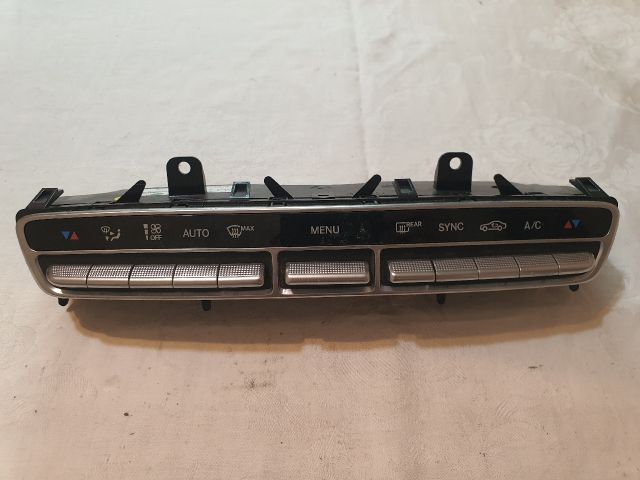 bontott MERCEDES-BENZ C-CLASS Fűtéskapcsoló (digit klímás)