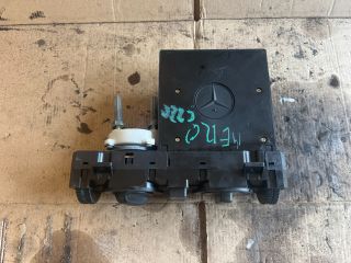 bontott MERCEDES-BENZ C-CLASS Fűtéskapcsoló (manuális klímás)