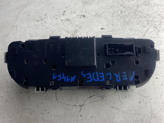 bontott MERCEDES-BENZ C-CLASS Fűtéskapcsoló