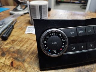 bontott MERCEDES-BENZ C-CLASS Fűtéskapcsoló