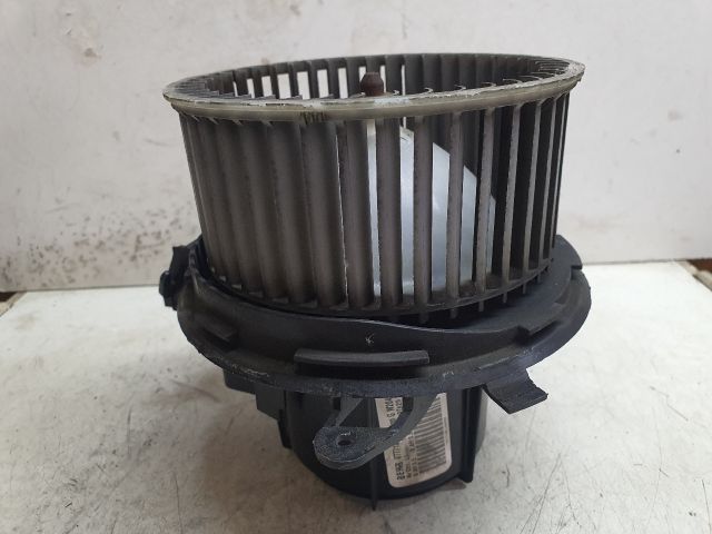 bontott MERCEDES-BENZ C-CLASS Fűtőmotor (Klímás)