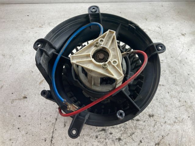 bontott MERCEDES-BENZ C-CLASS Fűtőmotor (Klímás)