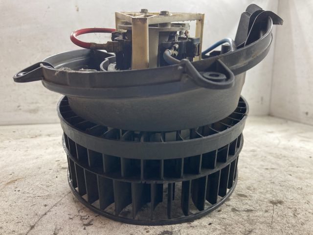 bontott MERCEDES-BENZ C-CLASS Fűtőmotor (Klímás)