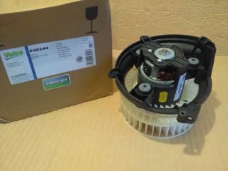 bontott MERCEDES-BENZ C-CLASS Fűtőmotor (Klímás)