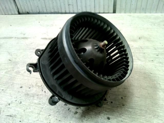 bontott MERCEDES-BENZ C-CLASS Fűtőmotor (Nem klímás)