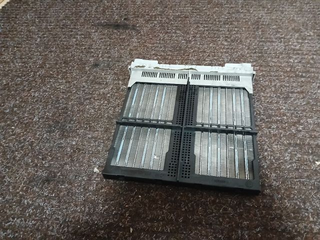 bontott MERCEDES-BENZ C-CLASS Fűtőradiátor (Elektromos)