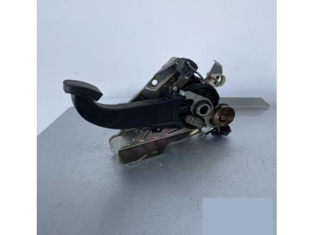 bontott MERCEDES-BENZ C-CLASS Gázpedál (Elektromos)