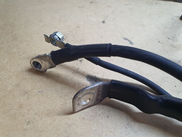 bontott MERCEDES-BENZ C-CLASS Generátor Kábelköteg