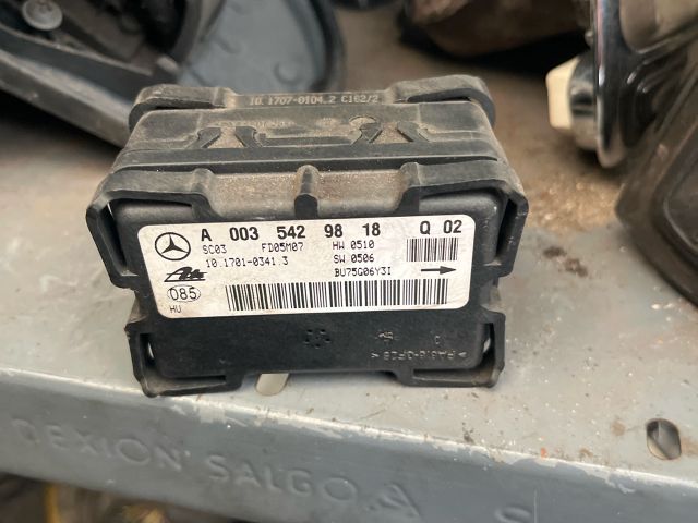 bontott MERCEDES-BENZ C-CLASS Gyorsulás Jeladó