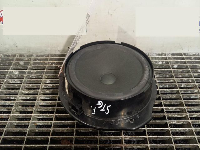 bontott MERCEDES-BENZ C-CLASS Hangszóró (Pozíciófüggetlen)