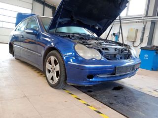 bontott MERCEDES-BENZ C-CLASS Hátfal Burkolat