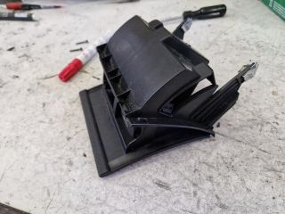 bontott MERCEDES-BENZ C-CLASS Hátsó Hamutartó