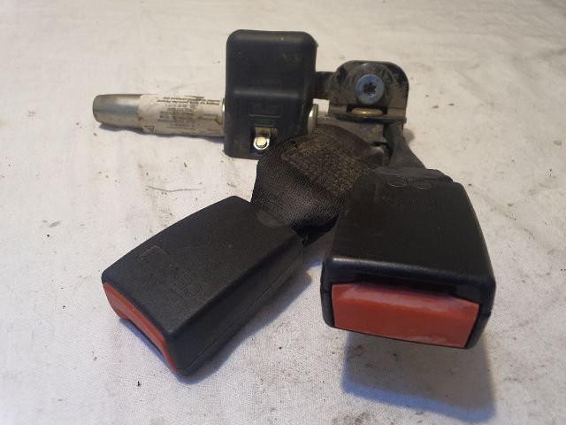 bontott MERCEDES-BENZ C-CLASS Hátsó középső Biztonsági Öv Csat