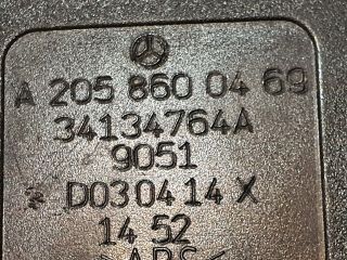 bontott MERCEDES-BENZ C-CLASS Hátsó középső Biztonsági Öv Csat