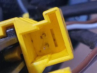 bontott MERCEDES-BENZ C-CLASS Hátsó középső Biztonsági Öv Csat