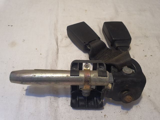 bontott MERCEDES-BENZ C-CLASS Hátsó középső Biztonsági Öv Csat