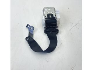 bontott MERCEDES-BENZ C-CLASS Hátsó középső Biztonsági Öv