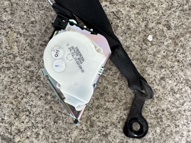 bontott MERCEDES-BENZ C-CLASS Hátsó középső Biztonsági Öv