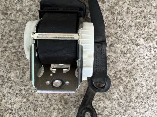 bontott MERCEDES-BENZ C-CLASS Hátsó középső Biztonsági Öv