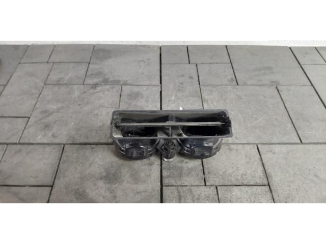 bontott MERCEDES-BENZ C-CLASS Hátsó középső Szellőző